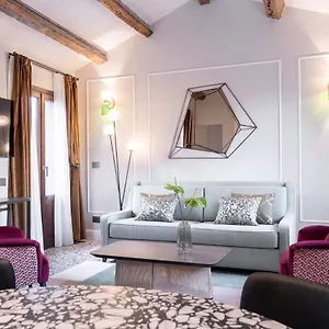  Aparthotel Be Mate Ponte Di Rialto Italy