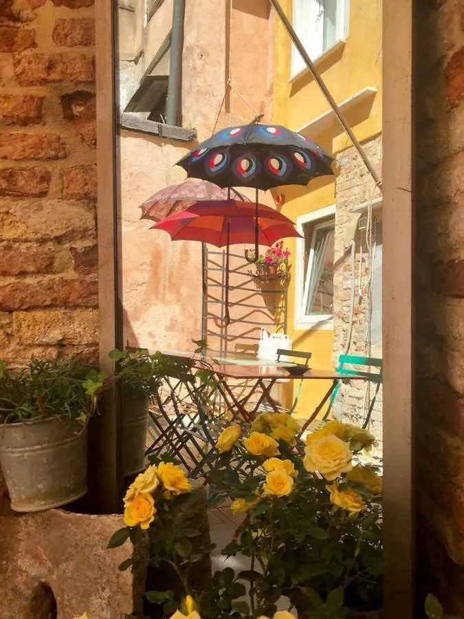 Ai Giardini De Casteo Bed & Breakfast Venice